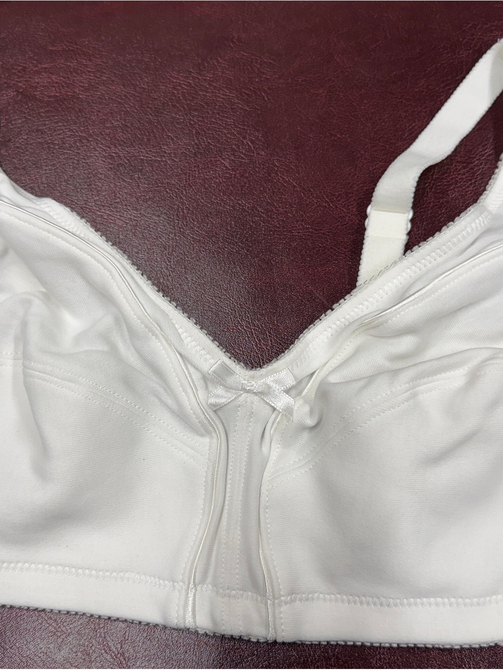 Fruit of the Loom White Cotton Comfort Bra with Bow Detail 38B NEW!!